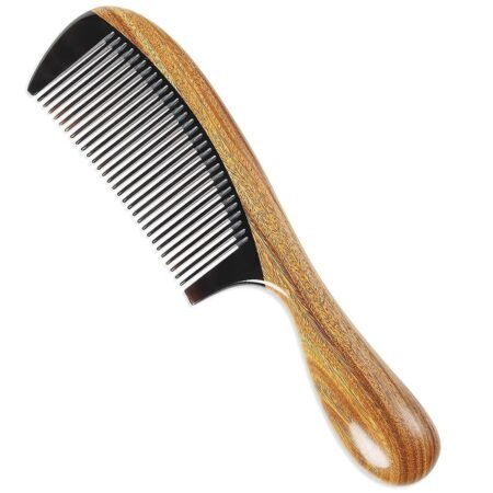 Handcrafted ox horn and sandalwood fine-toothed comb | Natural materials, anti-static and smoothing for hair.
